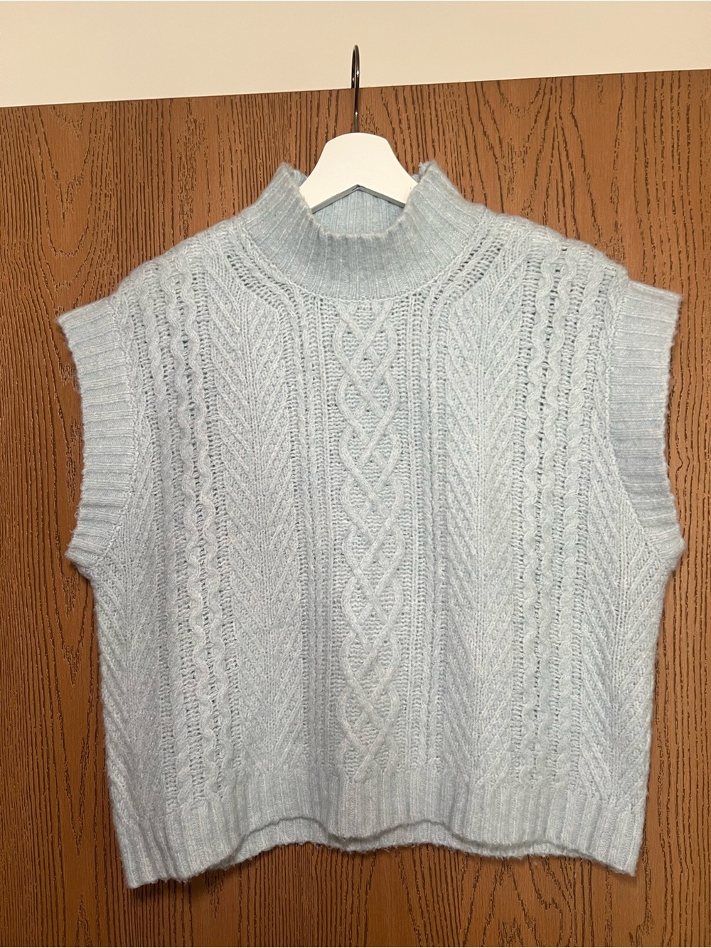 Light Blue Cable Knit Sleeveless Sweater